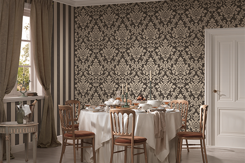 Braune Tapete im Barock Stil