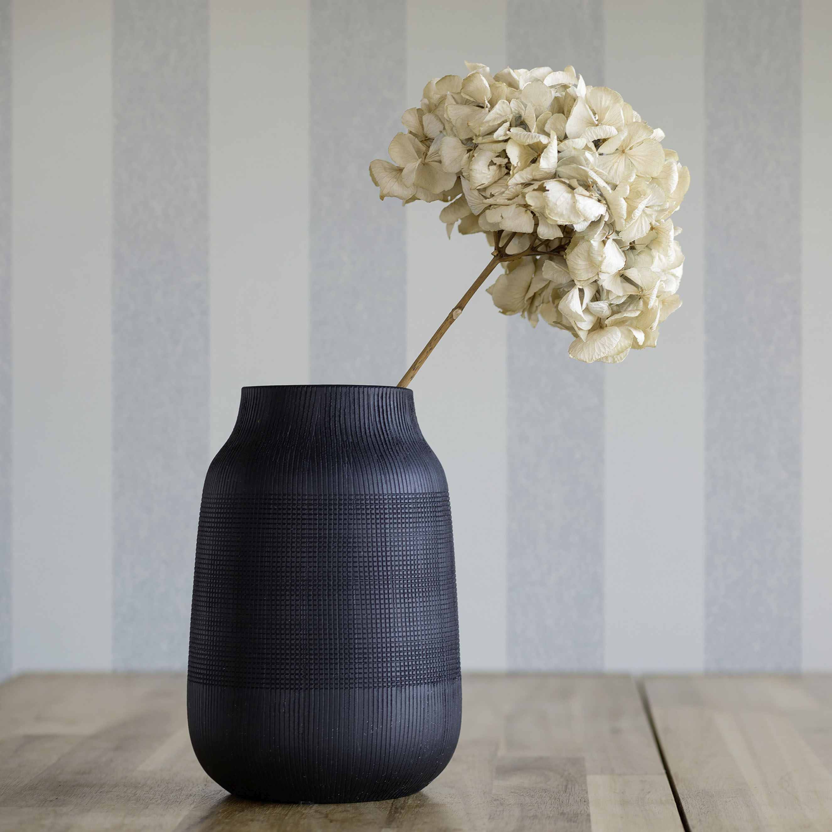 Tapete Pepe Streifen Wellen M1-No.4199 Vlies Grau Weiß Streifen Tadessi 10.05 x 0.53 m