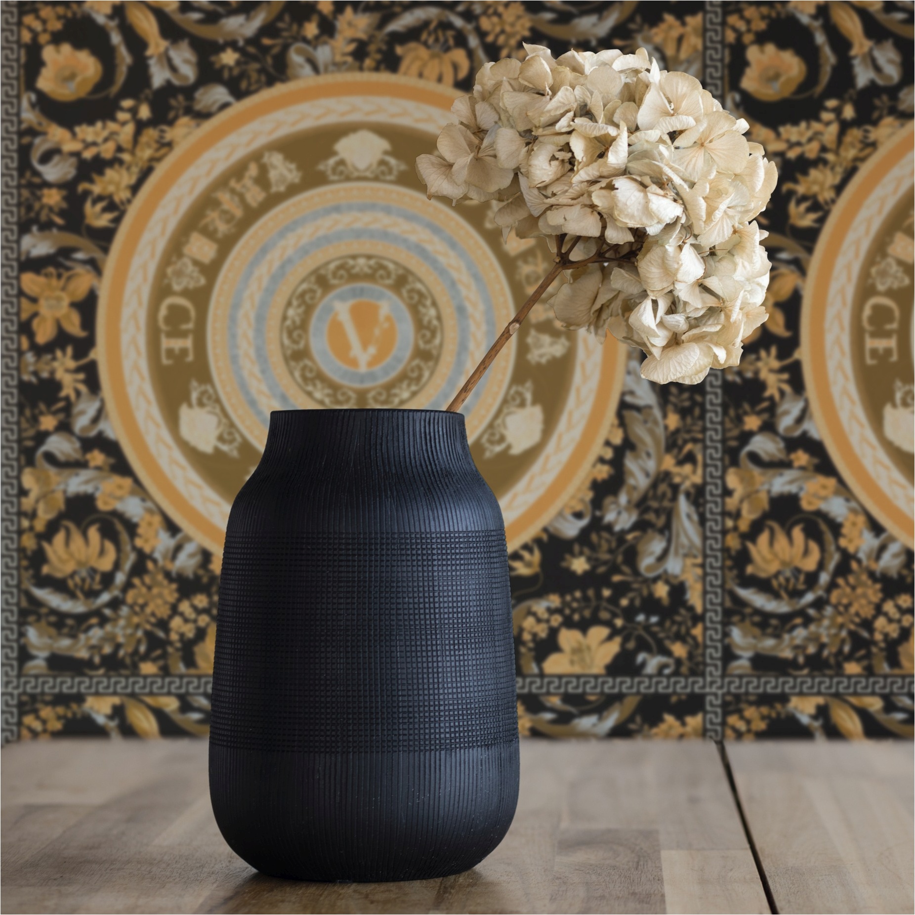 Tapete Versace Floral M1-No.11541 | Vliestapete Design | Gold | Schwarz | Floral | Kreise | Medusa