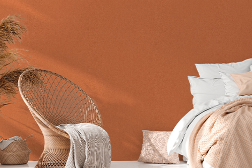Orange Tapete im Schlafzimmer